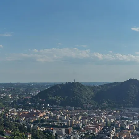 La Vista Bonita 公寓